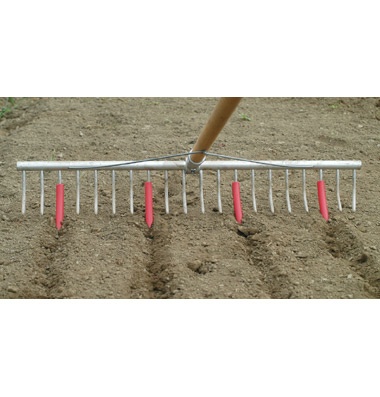 Make it:   Row marker idea from Johnny’s seed inspired by Elliot Coleman.