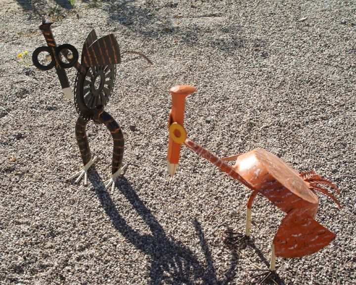 yard art ideas from junk | Easy Junk Art