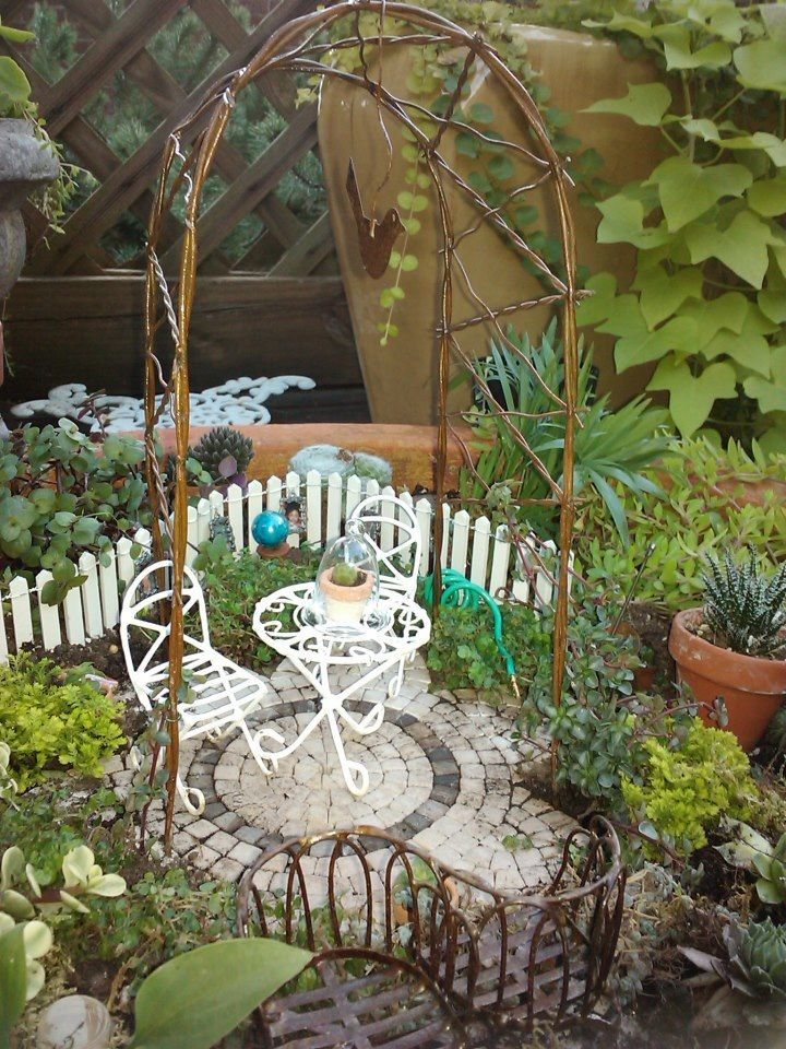 Crafty Miniature Garden Models