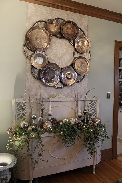 Wreath of silver plates…OH MY GOSH!!  I LOVE!
