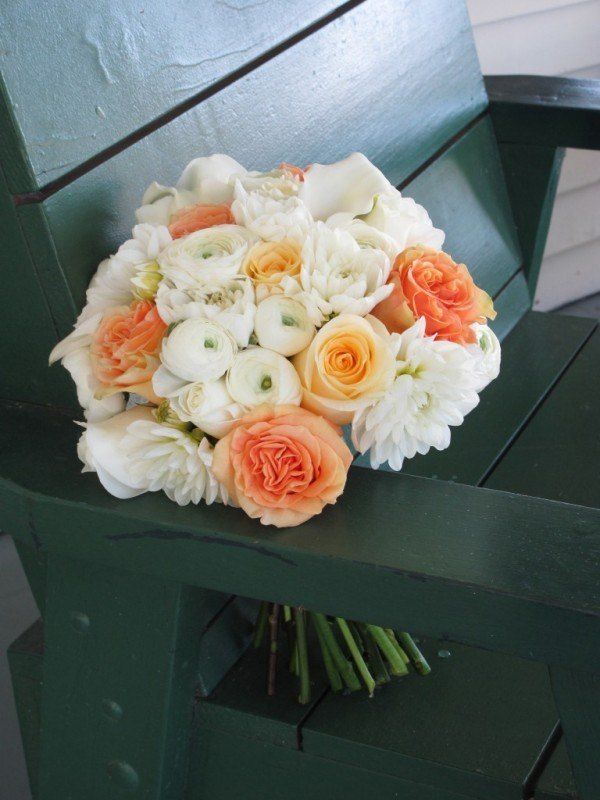 Peach Wedding Color Palette | Society Bride