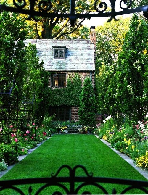 restful green lawn
