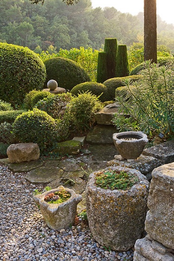 wonderful old  containers – also can make from concrete mix