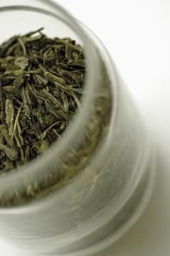 Used tea grounds and fresh tea leaves contain nutrients and tannic acid that, when added to the soil, create a more fertile environment for garden, landscape and container plants. Because tea grounds are natural, organic matter,