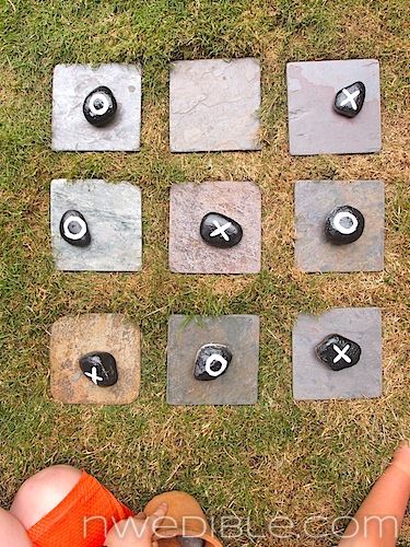 Garden Tic-Tac-Toe – so going to make this as soon as possible!