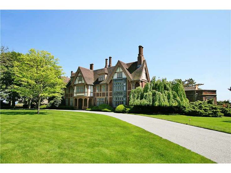 Gorgeous greenery, 237 Ruggles Av, Newport Rhode Island | Fairholme