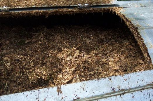 Natural Organic Mulch for the Vegetable Garden – several options     ….     stores.ebay.ca/THESEEDHOUSE