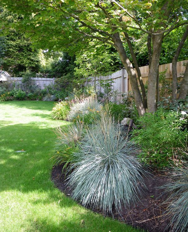 30 Wonderful Backyard Landscaping Ideas – Like the foreground & fence, would remove some messy looking plants in background