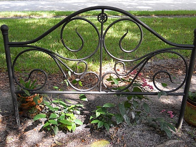 My Crazy Quilt Life: From Metal Headboard to Garden Trellis– I love this idea! Could ask grandma to keep an eye out for broken or incomplete bed frames. Would be able to string my lanterns through this!