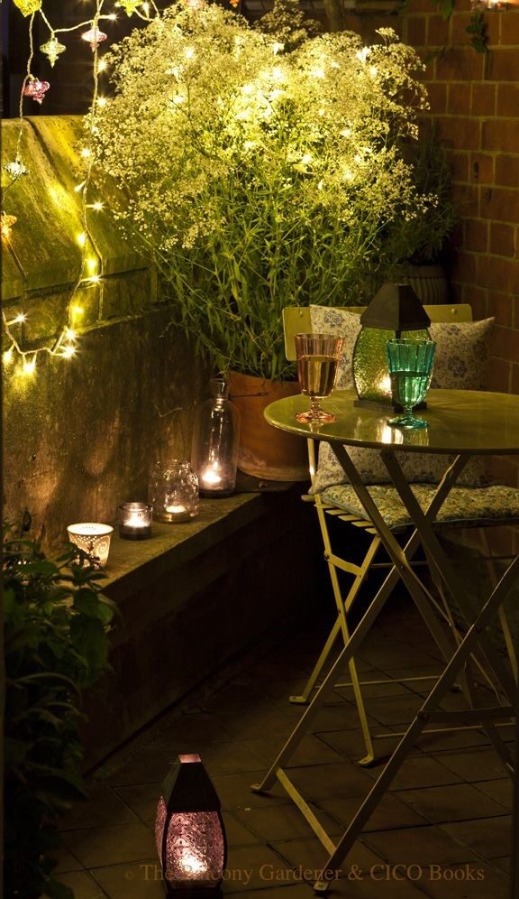 25 Charming Balcony Gardens | Daily source for inspiration and fresh ideas on Architecture, Art and Design