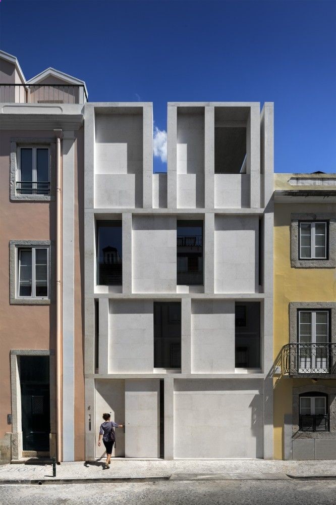 House in Lisbon / ARX PORTUGAL Arquitectos