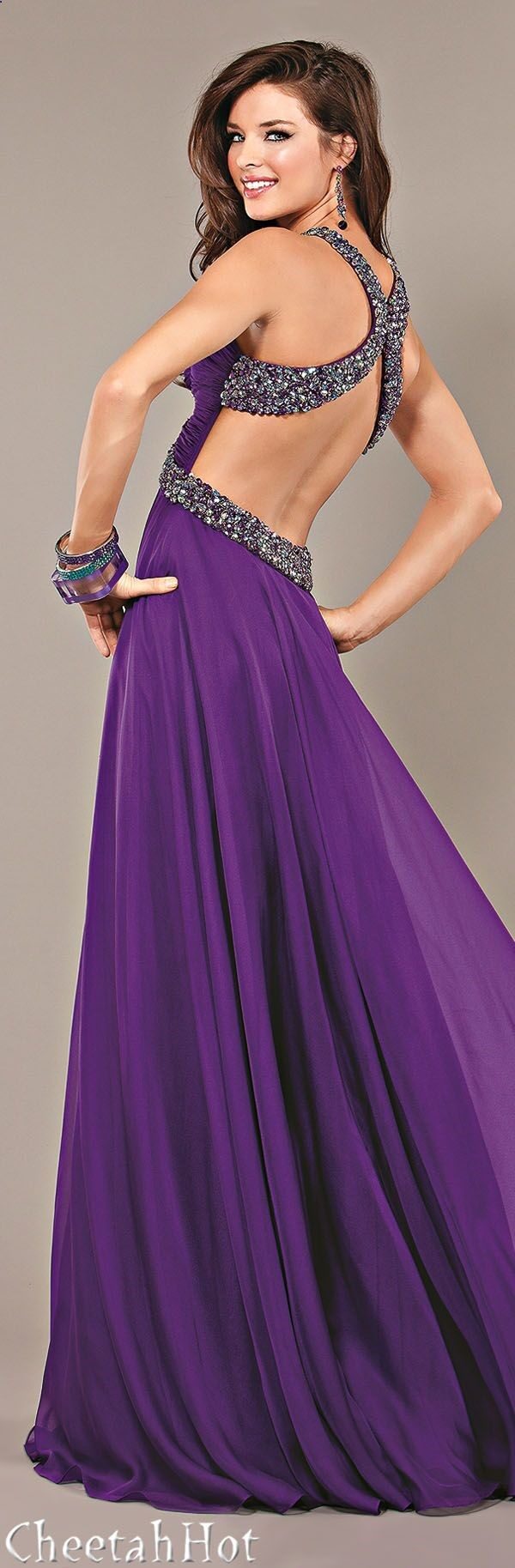 JOVANI – Gorgeous Gown