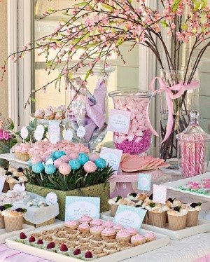 SO pretty! easter table setting! a beautiful bundle of pink tulips as a centerpiece.