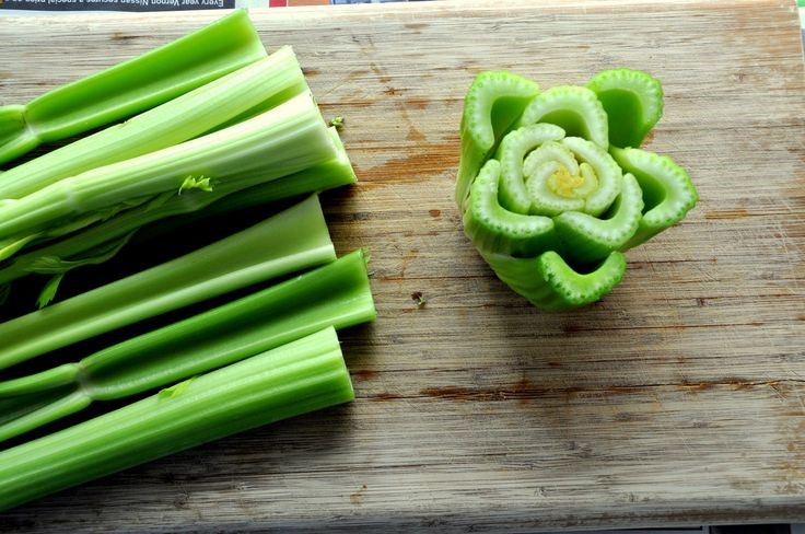 16 Foods That will Re-Grow From Kitchen Scraps