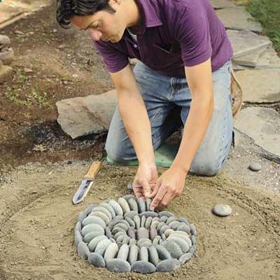 Garden stone mosaic how-to.