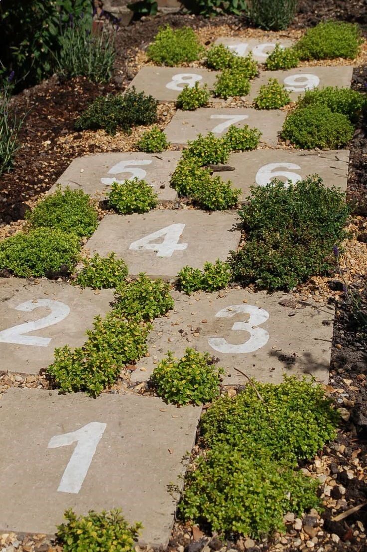 Hopscotch garden path… cute idea for the kids.