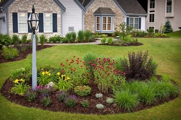 Traditional Landscape Front Yard Design, Pictures, Remodel, Decor and Ideas – page 12