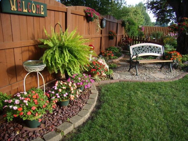 Editors Pic of the Week: Staff Favorites : HGTV Gardens. I like the low maintance idea of this border against the fence. Would work in my back yard. Like the edging.